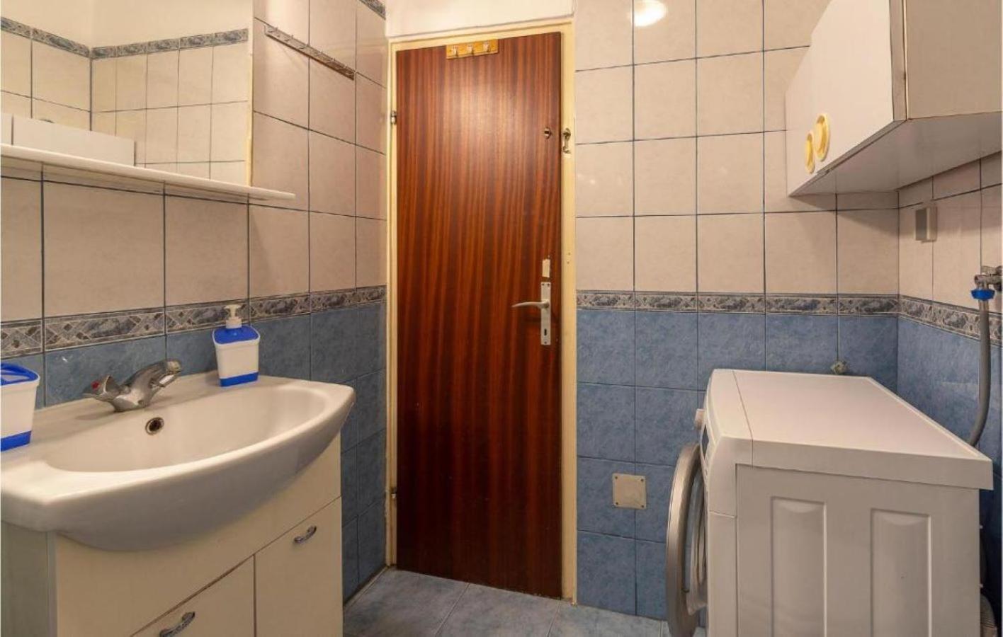 Apartman Ema 4+2 Koromačno Buitenkant foto