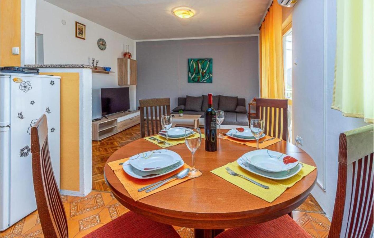 Apartman Ema 4+2 Koromačno Buitenkant foto