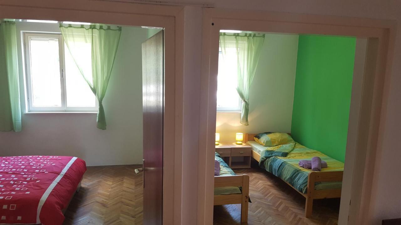 Apartman Ema 4+2 Koromačno Buitenkant foto