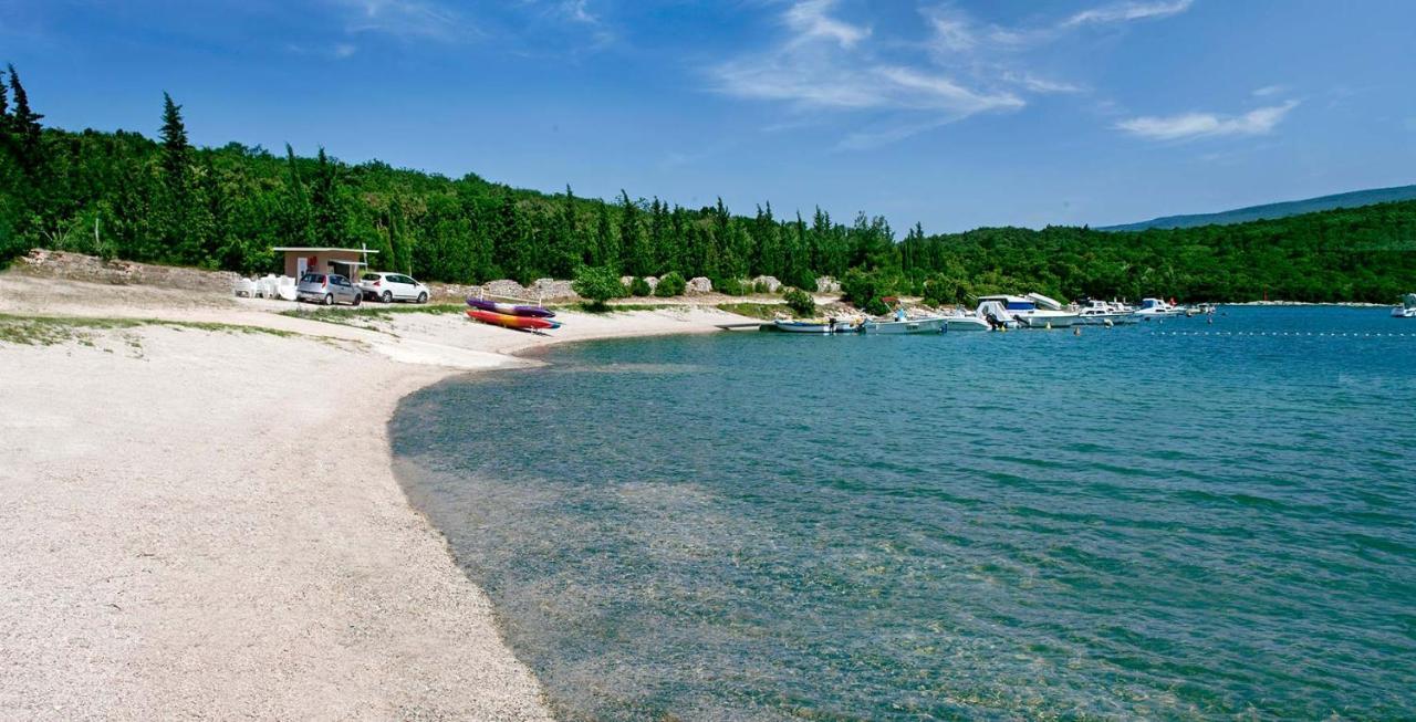 Apartman Ema 4+2 Koromačno Buitenkant foto